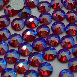 Swarovski Light Siam Shimmer