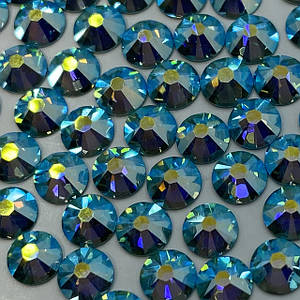 Swarovski Light Turquoise AB