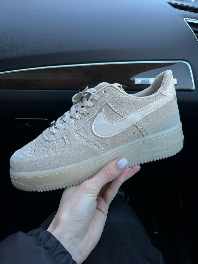 Nike air sales force low beige