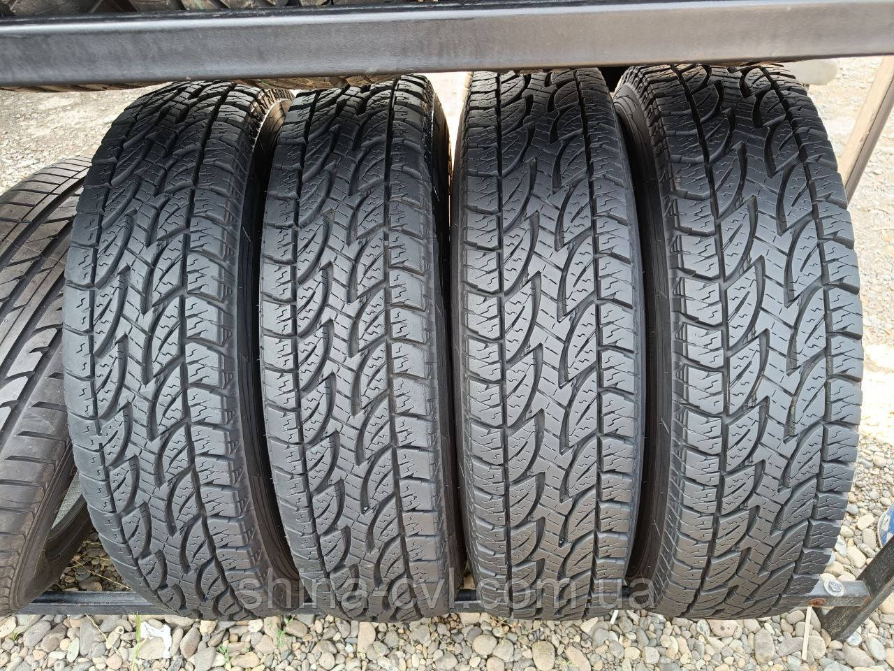 Всесезонні шини 7.50 r16 8PR Bridgestone Dueler A/T 694