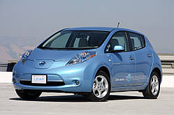 Лобове скло на NISSAN LEAF 2011-18 г.