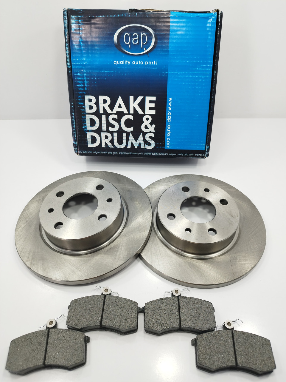 Диски передні гальмівні (к-т із колодками) ВАЗ 2108-099 QAP Польща, фото 1