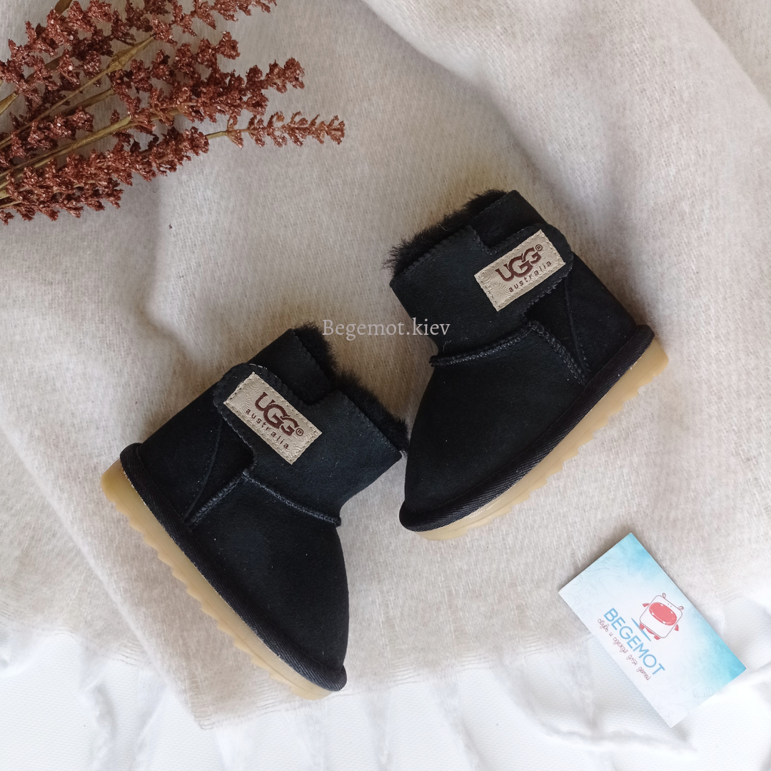 Натуральні дитячі уггі UGG Australia Чорний