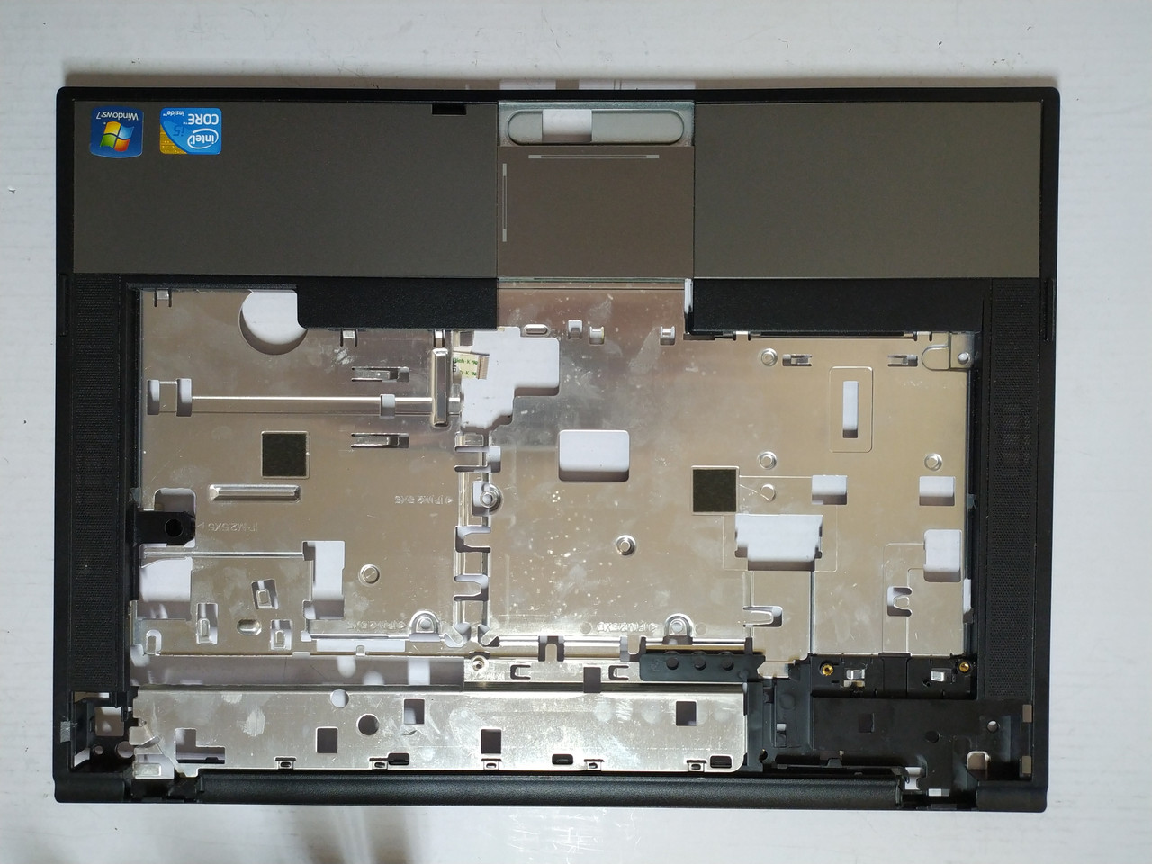 Dell Latitude E5410 Корпус C (топкейс, середня частина) б/в #
