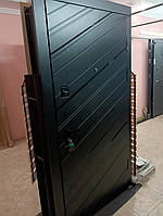 Вхідні двері модель Rain (Колір Чорна Шагрінь + Білий супермат)