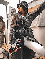 Чёрная женская теплая куртка прада