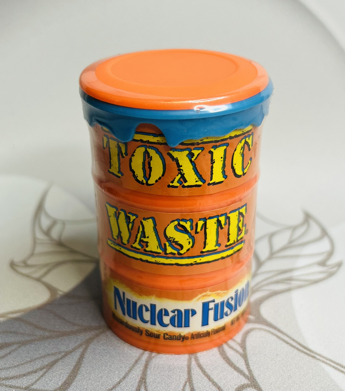 Мегі-кислі цукерки Toxic Waste Candy Nuclear Fusion