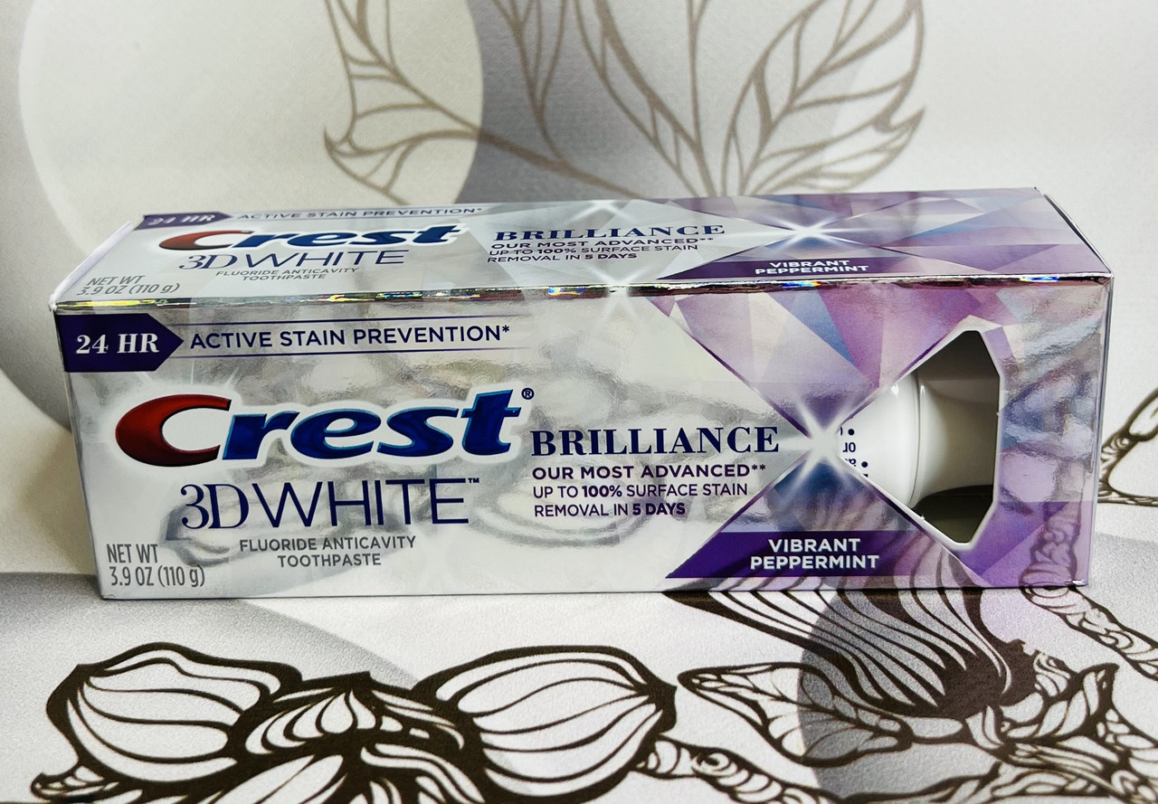 Відбілююча зубна паста від нальоту Crest 3D White Brilliance