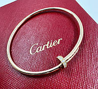 Cartier,  Chanel, Louis Vuitton під хамовлення
