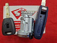 Замок запалювання Fiat + ключ із місцем під чип + викидний ключ батарейки збоку