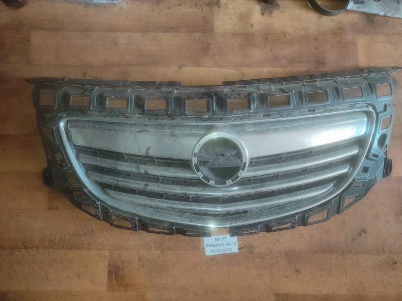 No197 Б/у Решітка радіатора 903200054 для Opel Insignia 2008-2014