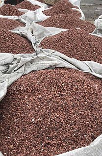 Крихта кварцитова малинова (ціна за 1 кг від 1 тони)