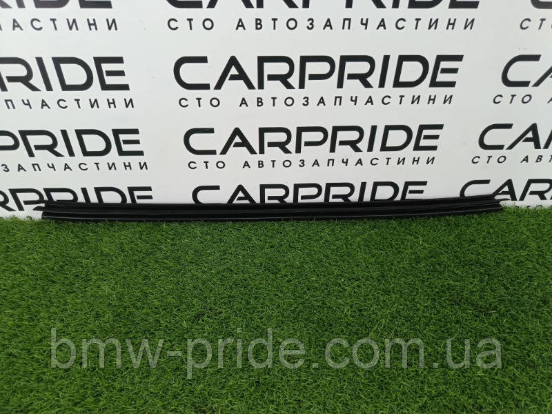 Молдинг скла внутрішній Audi Q7 4M 3.0 CRE 2015 задн. прав. (б/у)