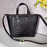 Кожаная женская сумка.  Женская сумка с тиснением крокодила. Черная женская сумка.