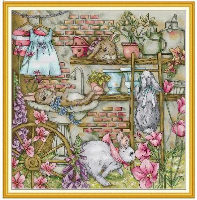 Набір для вишивання за нанесеною на канву схемою "Rabbit's Garden". AIDA 14CT printed 43*44 см
