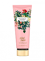 Лосьон для тела victoria s secret velvet petals ИЗ СЕРИИ VS FANTASIES 236ml