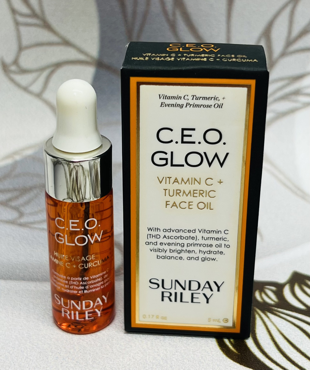 Люксова олія для шкіри обличчя Sunday Riley Vitamin C Turmeric Face Oil