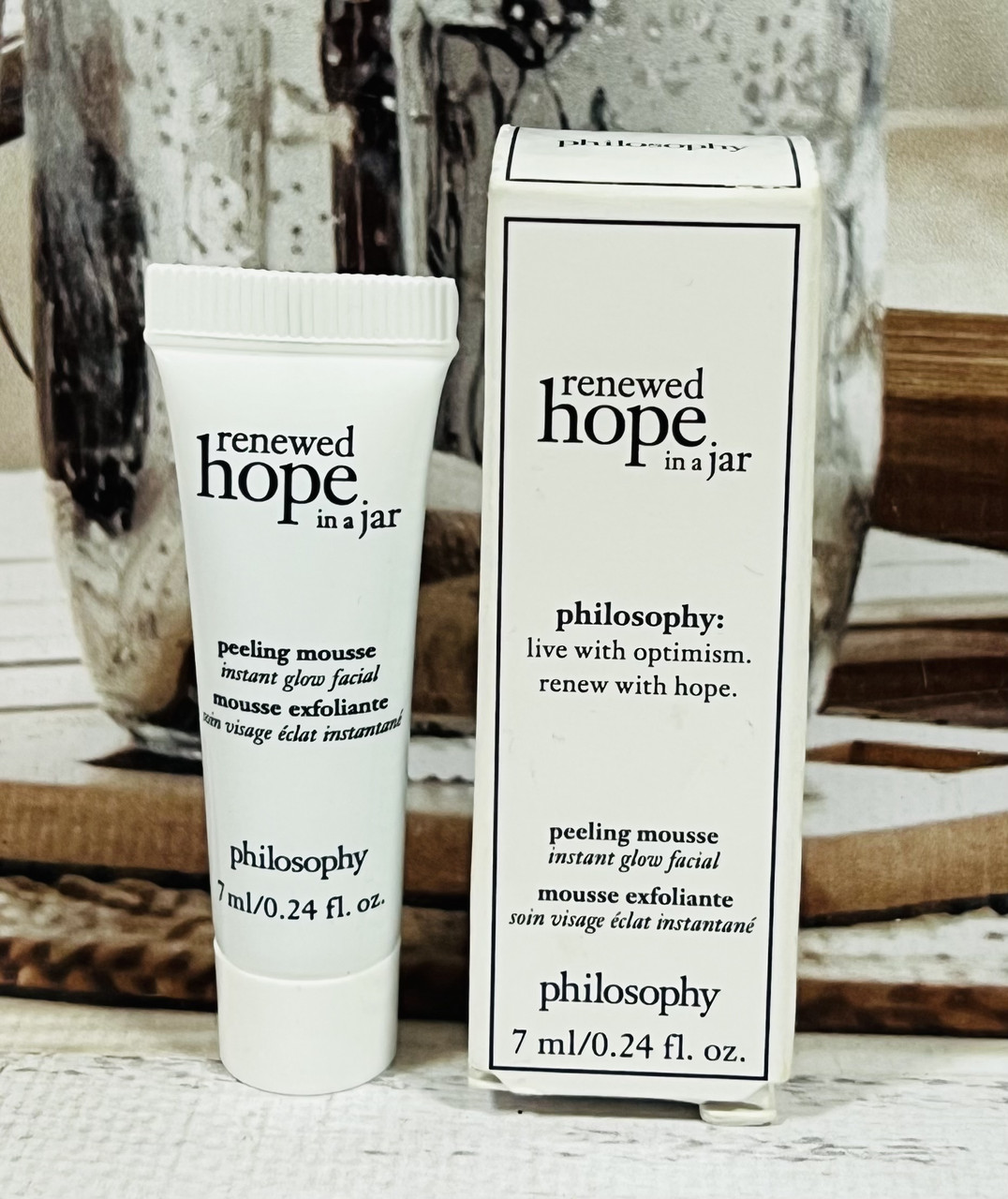 Пілінг для миттєвого сяйва шкіри обличчя Philosophy Instant Glow Peeling Mousse