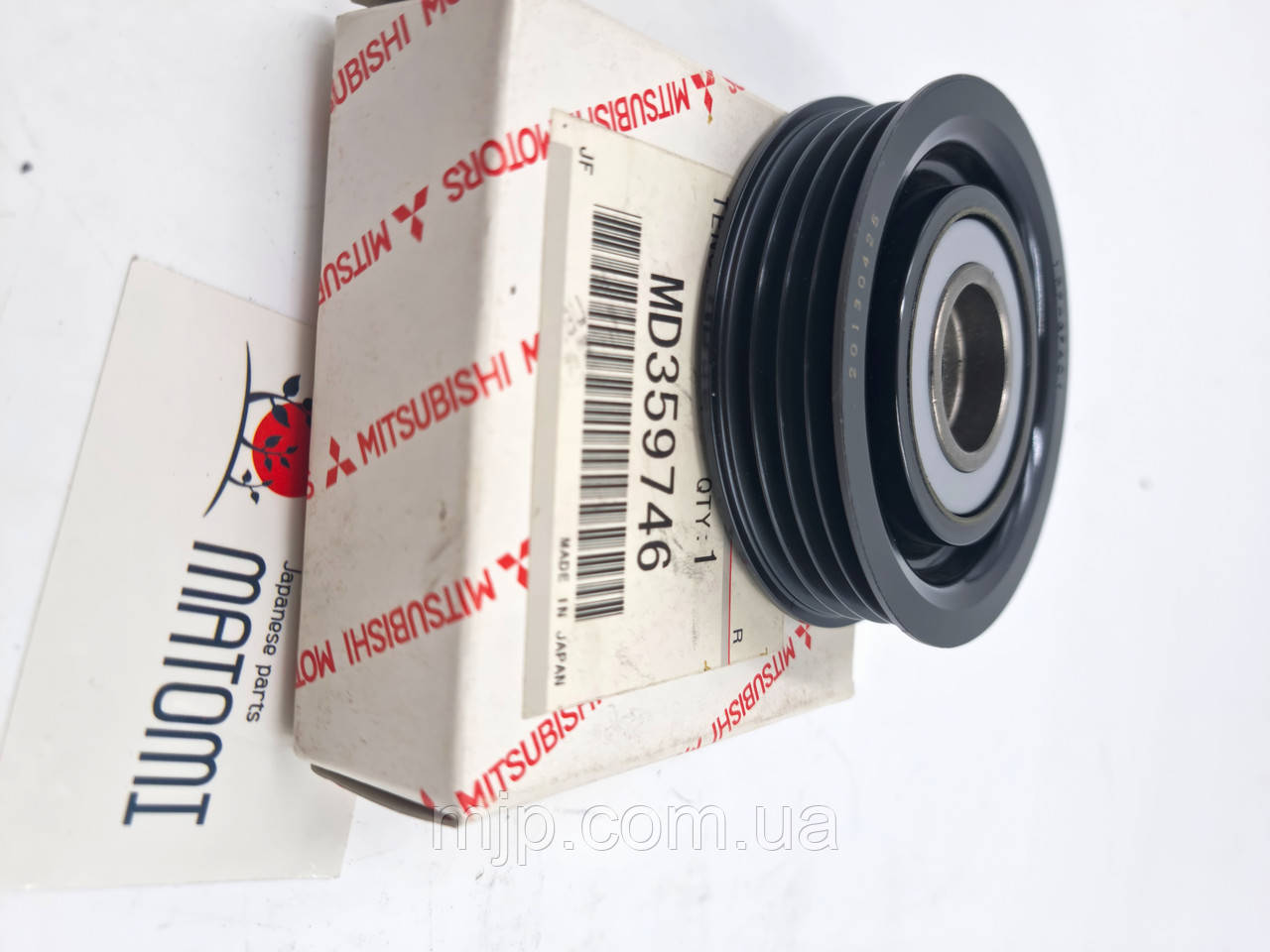 Оригінальний ролик ременя з натягувачем MD359746. - фото 1 - id-p1940108934