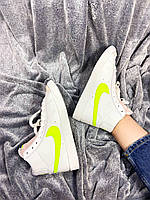 Женские стильные демисезонные кроссовки белые Nike Blazer High Green Logo , кожа
