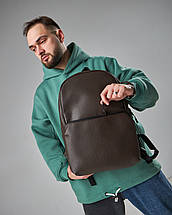 Стильний та зручний рюкзак з екошкіри коричневого кольору із відділенням під ноутбук, фото 3