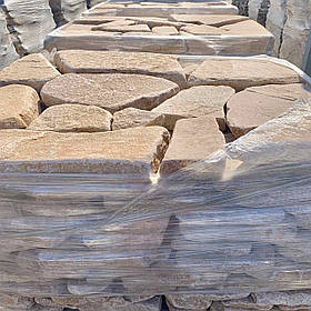 Кварцито-піщаник персиковий (окатаний)