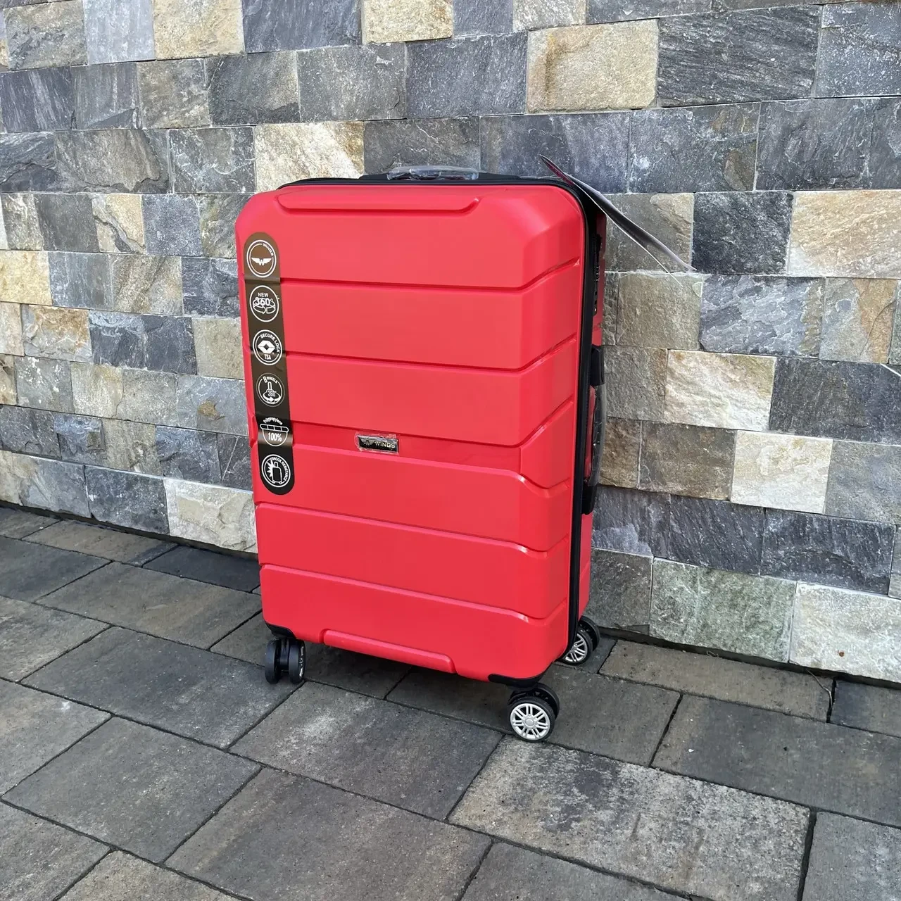 Дорожня валіза Wings PP05 з поліпропілену на 4 колесах, середня червона, фото 1