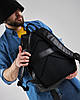 Міський рюкзак з глянцевої екошкіри чорного кольору із відділенням під ноутбук, фото 3