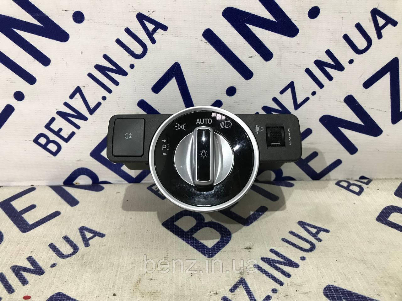 Перемикач світла фар Mercedes W204, S204 A2049053103