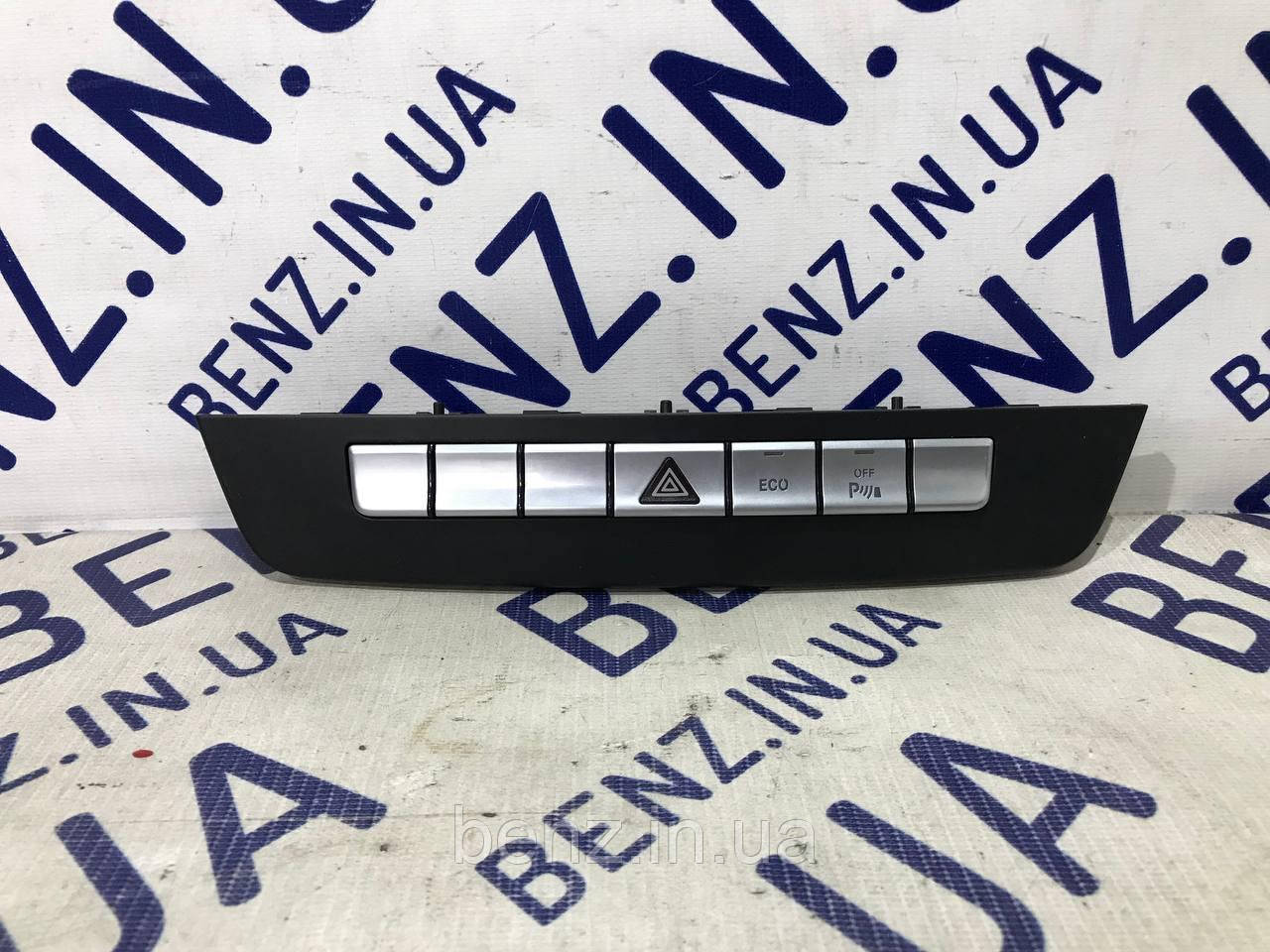 Блок панель вимикачів Mercedes W204, S204 A2049058701, фото 1