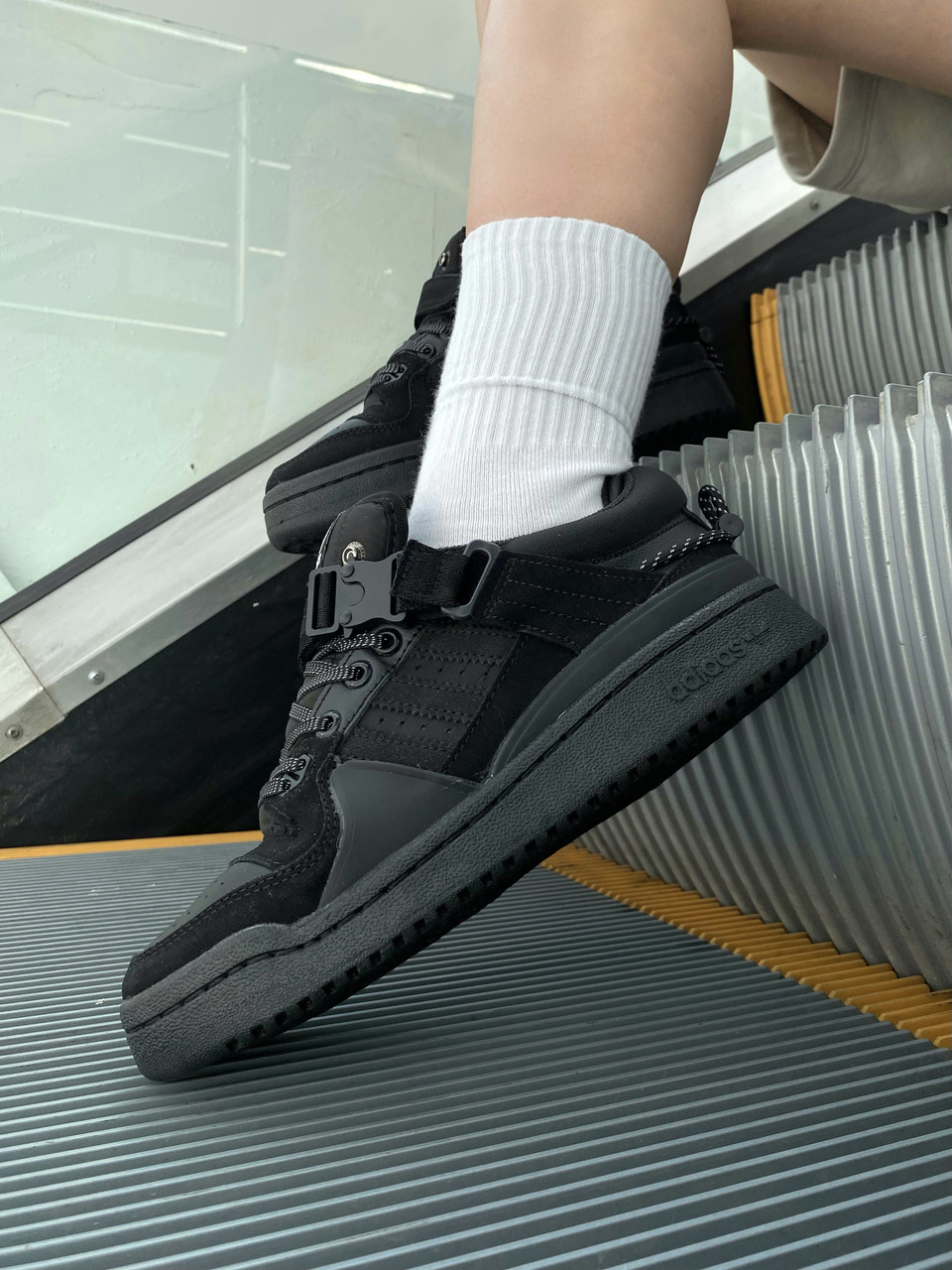 Жіночі Кросівки Adidas Forum x Bad Bunny Black 41