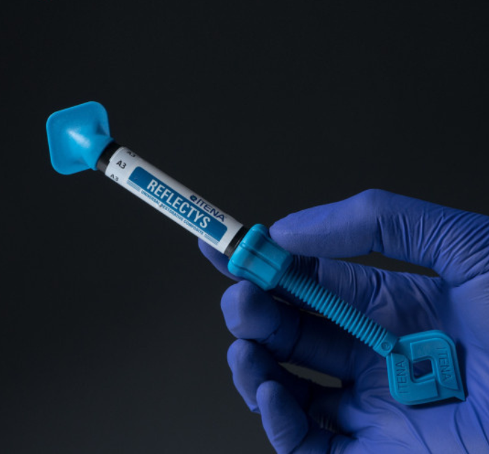 Reflectys composite E (Рефлектис наногібридний композит) Itena, шприц 4.0 г.