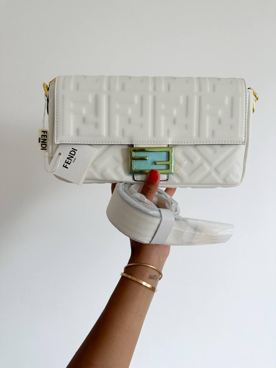 Жіноча сумка Фенди біла Fendi White натуральна шкіра