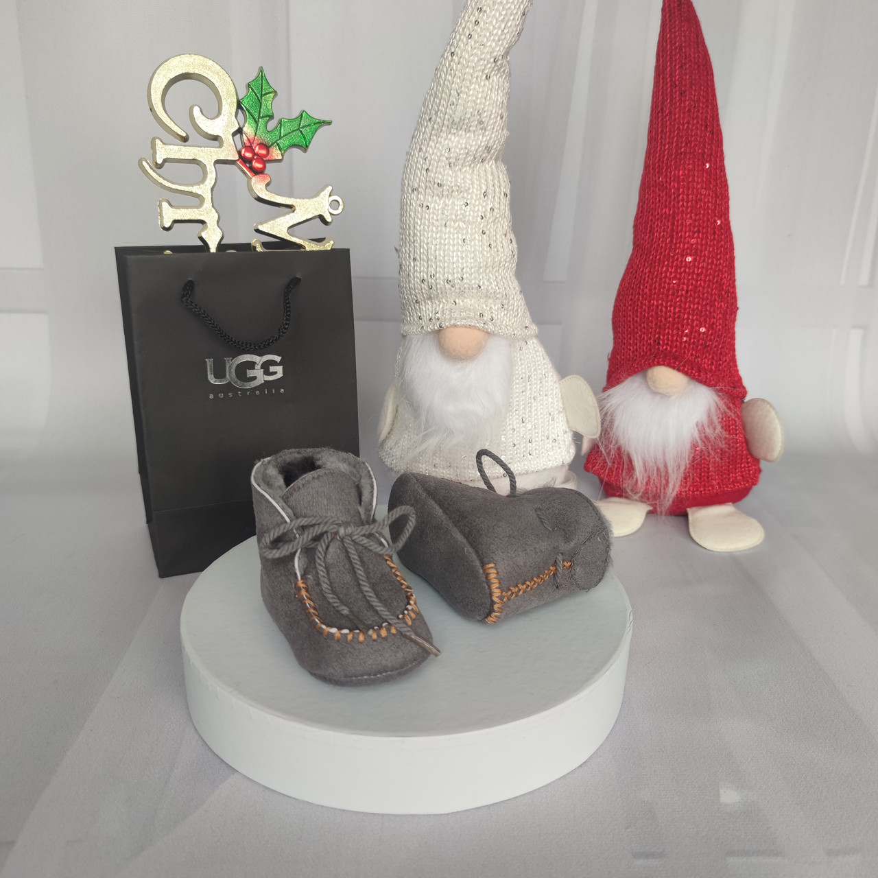 Дитячі сірі утеплені черевики пінетки