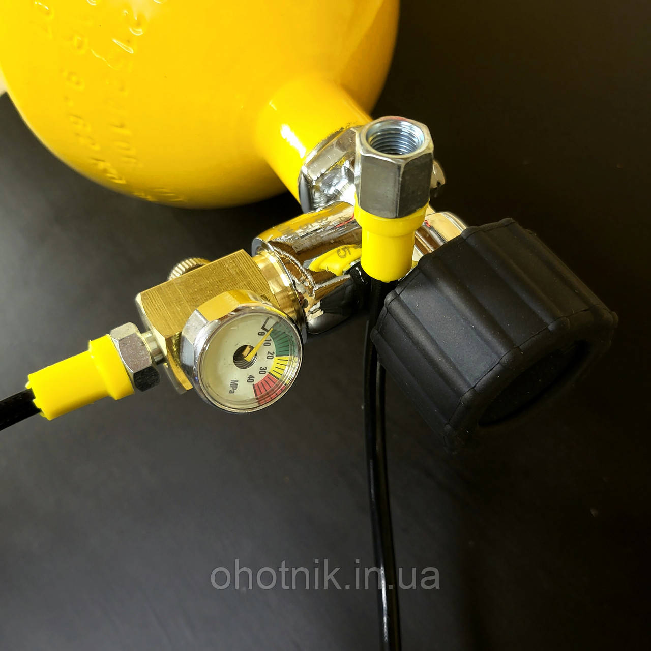 Заправна станція Gamo з манометром, для балонів високого тиску Dräger, інтерфейс 5/8DIN