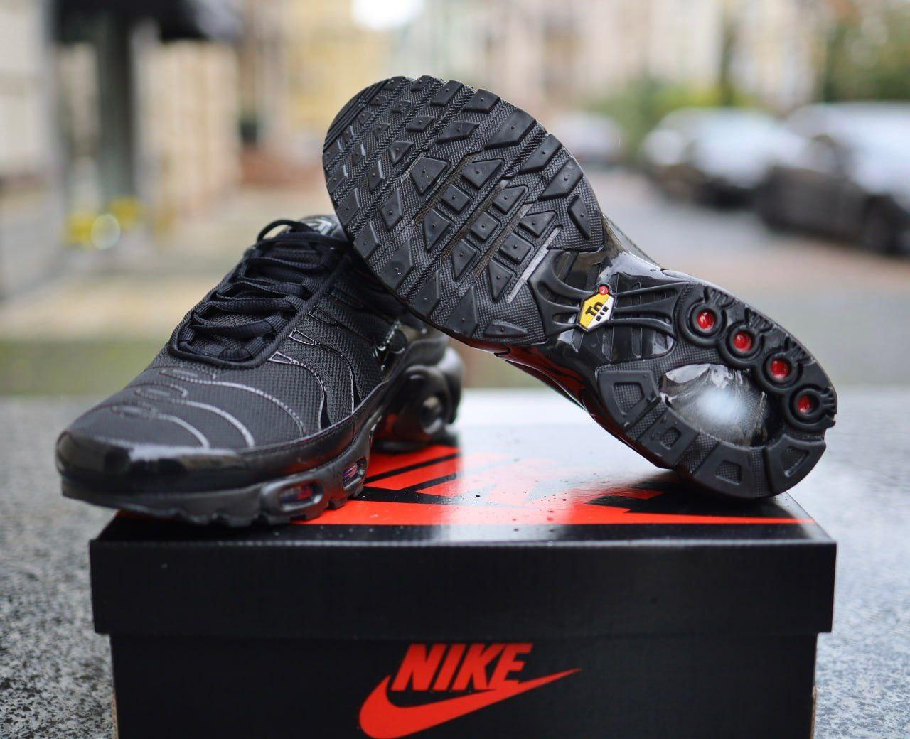 Nike air vapormax plus
