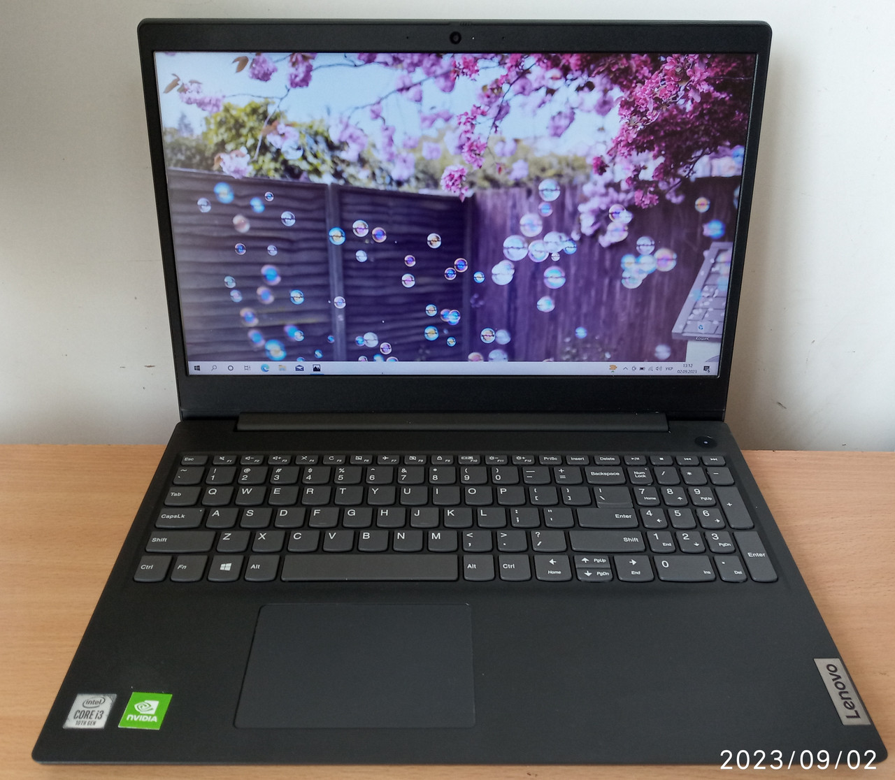 Ігровий ноутбук Lenovo IdeaPad 3 15IIL05 15.6" FHD/IPS 10 Gen i3-1005g1/ 4 GB DDR4/512 GB SSD/MX330 2Gb