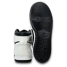 Кросівки жіночі весняні Nike Air Jordan 1 шкіряні чорно-білі демі осінь/весна, фото 4