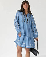 Стильное платье вышиванка в голубом цвете свободного пошива с вышивкой размер S, M, L.