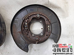 Пильовик гальмівного диска заднього правого Nissan Teana J31 440009Y01A 440208J010