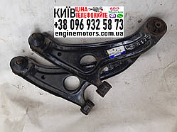 Важіль передній правий Hyundai Getz 2002-2010 545011C000