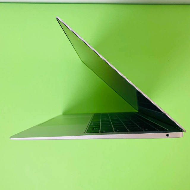 Ультрабук Apple MacBook Air 13 (2018)/ 13.3