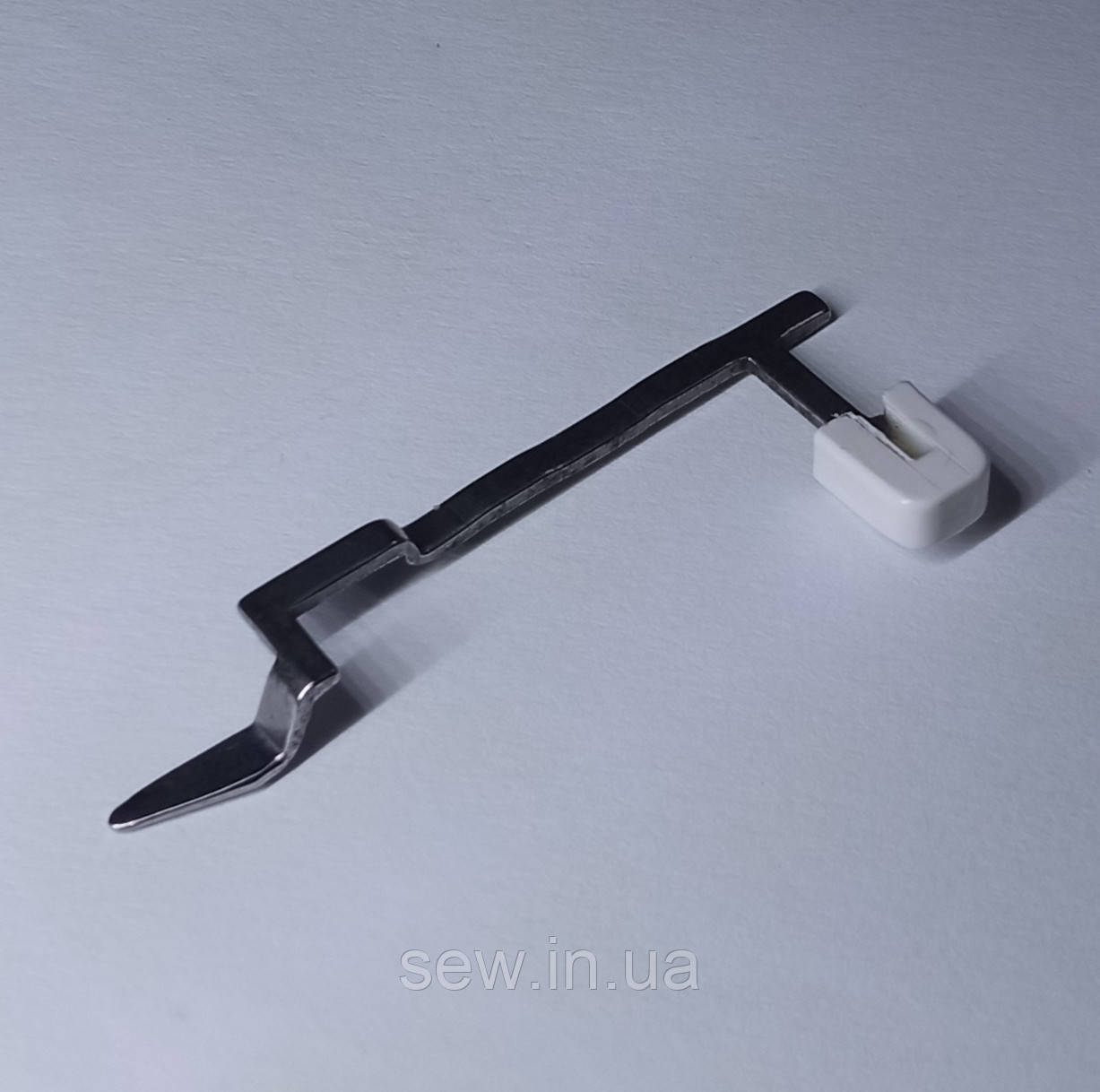 Вусик Minerva M 840