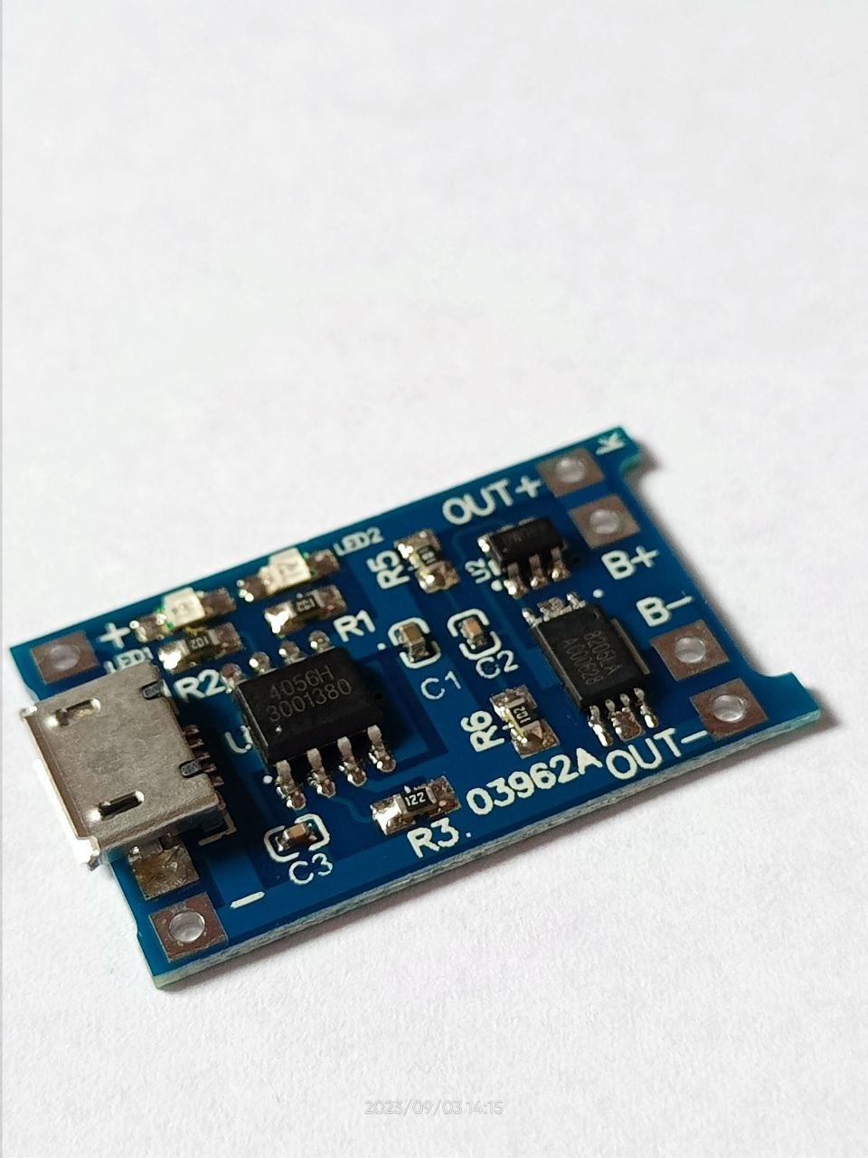 Micro USB Micro USB контролер заряду, зарядний пристрій TP4056 літієвих LI-ION акумуляторів 18650 із захистом