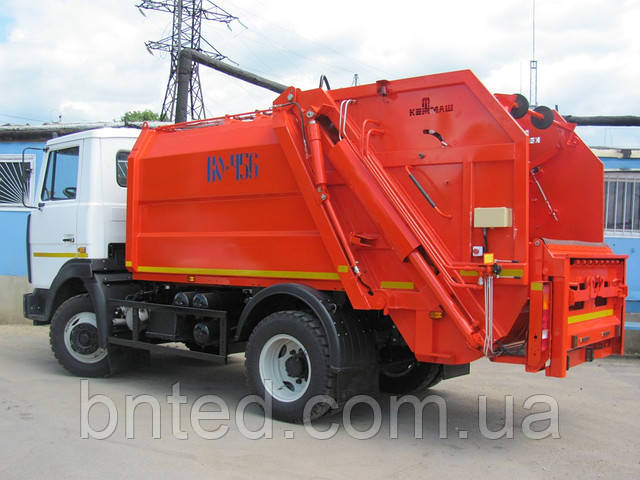 Мусоровоз с задней загрузкой КО-456-10 СБМ-302/1 на базе
