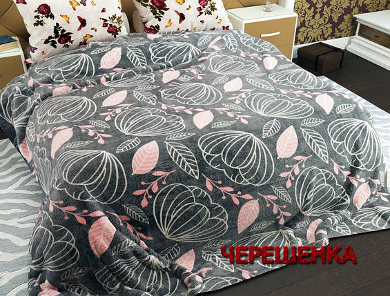 Сіро-рожевий флісовий плед покривало принт квіти 220х215 євро розміру для двоспального ліжка, фото 1