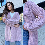 Кардиган в'язаний жіночий із візерунком коса на рукавах, фото 2