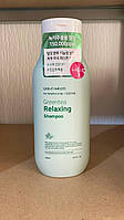 Расслабляющий шампунь для чувствительной кожи головы Green Tea Relaxing Shampoo Daeng Gi Meo Ri 500ml