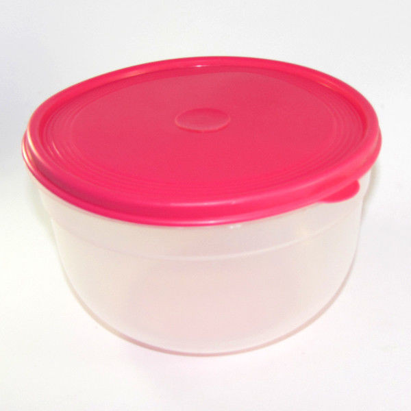 Пластиковий круглий контейнер (лоток) 2.25 л з м'якою кришкою (різні кольори кришки)