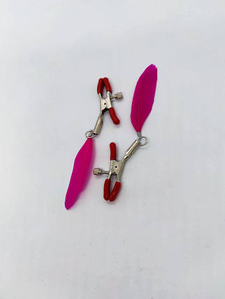 Затискачі на соски DS Fetish Nipple clamps feather L red, фото 3
